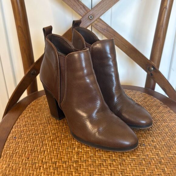 Michael Kors chocolate leather boots size 7 - Picture 3 of 11